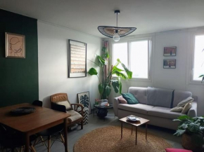 Sunny Flat in Paris